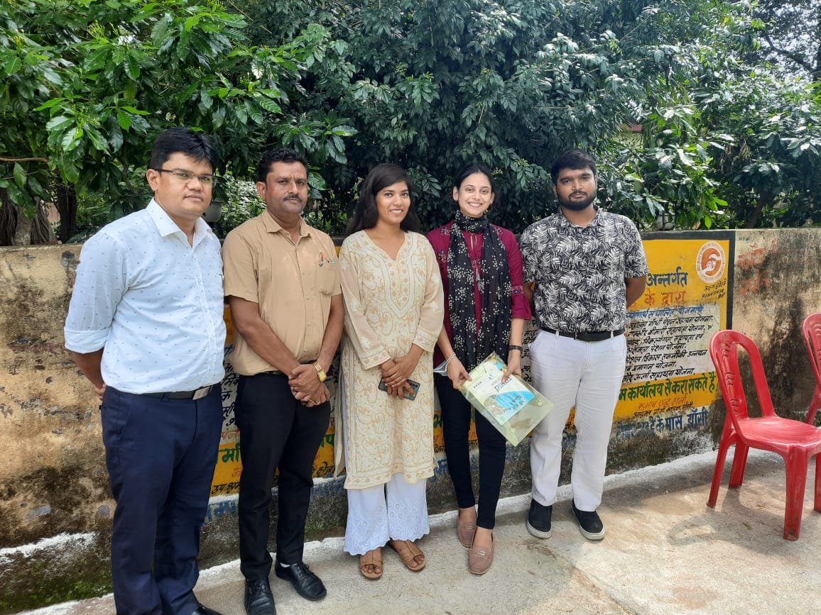 Shivanibundel55's tweet photo. #NitiAayog
Our 1st Interraction with Our Hounrable Joint Secretary Shri ShailendraDwivedi Nitiayog & Crew was phenomenal
To bring back the lost glory of India's own Ber ( Indian Jujube) #abrosaa
With the Aim
Today's Food Security Tomorrow's Food Sovereignty. https://t.co/pd084T6tRt