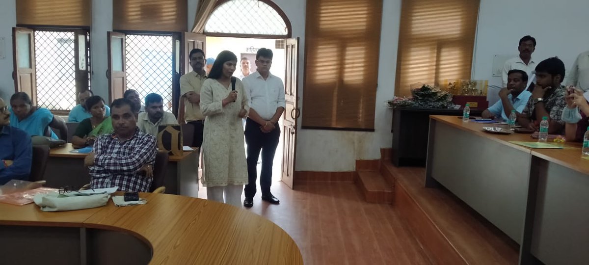 Shivanibundel55's tweet photo. #NitiAayog
Our 1st Interraction with Our Hounrable Joint Secretary Shri ShailendraDwivedi Nitiayog & Crew was phenomenal
To bring back the lost glory of India's own Ber ( Indian Jujube) #abrosaa
With the Aim
Today's Food Security Tomorrow's Food Sovereignty. https://t.co/pd084T6tRt