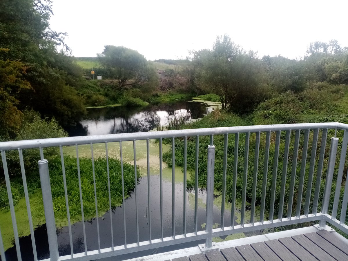 sopelza's tweet image. The new and the old bridges.... Some difference .. .completed the potential source of pollution survey in the Gort River ..walked and dove whilst the wee one were cycling.  #buddyststem #neverdivealone #soothersmaylive have a great weekend shipmates #gomairidosbeo