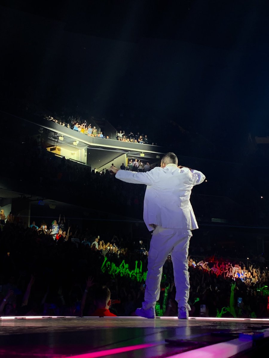 slane416's tweet photo. Memphis! “Music is life, that’s why our hearts have beats” 🎶@backstreetboys @nickcarter @aj_mclean @howied @kevinrichardson @brian_littrell @angela_edenloff #BSBMEM #BSBWorldTour #BSBWorldTour2022 https://t.co/GijTqsWs98