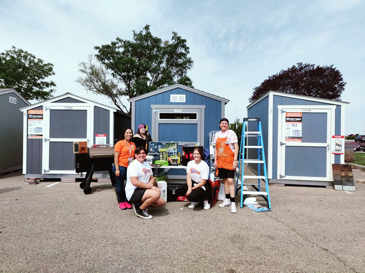 Jules38033579's tweet photo. @HomeDepot @tuffshed and #EdFM 103.3FM Partnership @SarahMonaco091 @WadeGunnell @shedmanTim @EAkdigitov @MattCramer179 @DJJKsanchez https://t.co/1gMfvvYxUA
