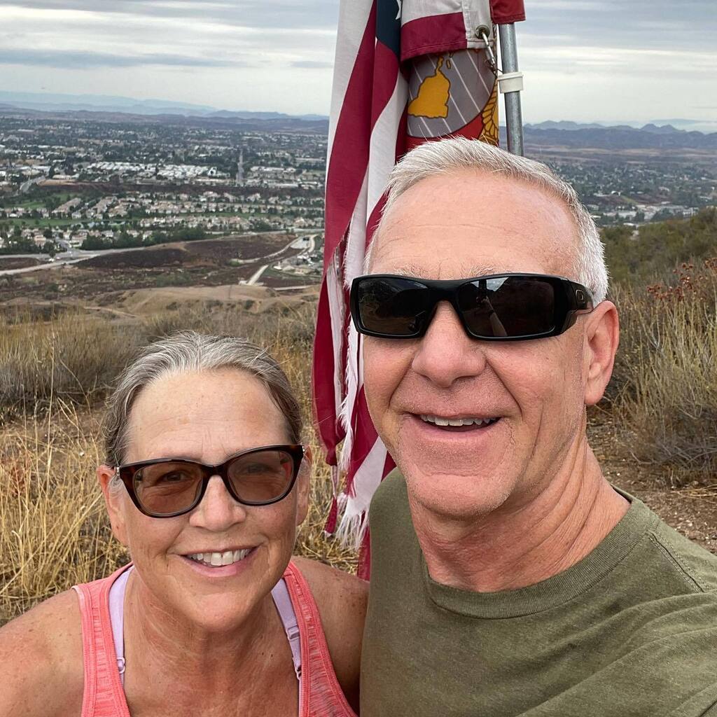 JonathanJarboe's tweet photo. Love doing life together! Stout morning hike! #outdoors #outdoorliving #stayhealthy #35yearstogether #hiking https://t.co/NmvnrBg9zQ https://t.co/xxxZCSPriB