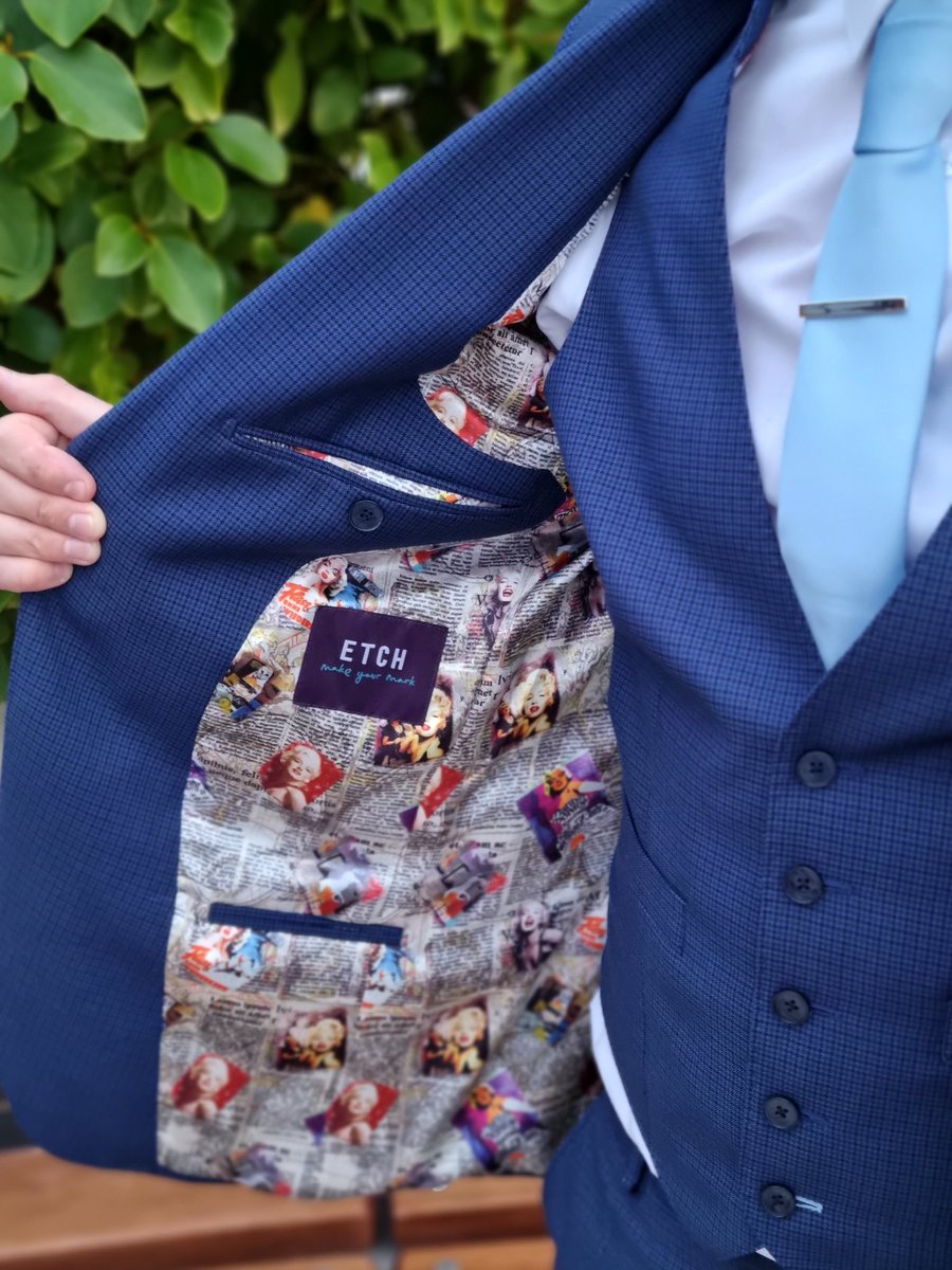 🔥😉Some like it hot!😉🔥 Loving this Marilyn Monroe lining on a recent clients best man's suit! With Etch It’s your choice of linings, contrast buttonholes threads, piping & buttons; perhaps even an embroidered name, message or date ❤️ #etch #suits #tailoredsuit #somelikeithot