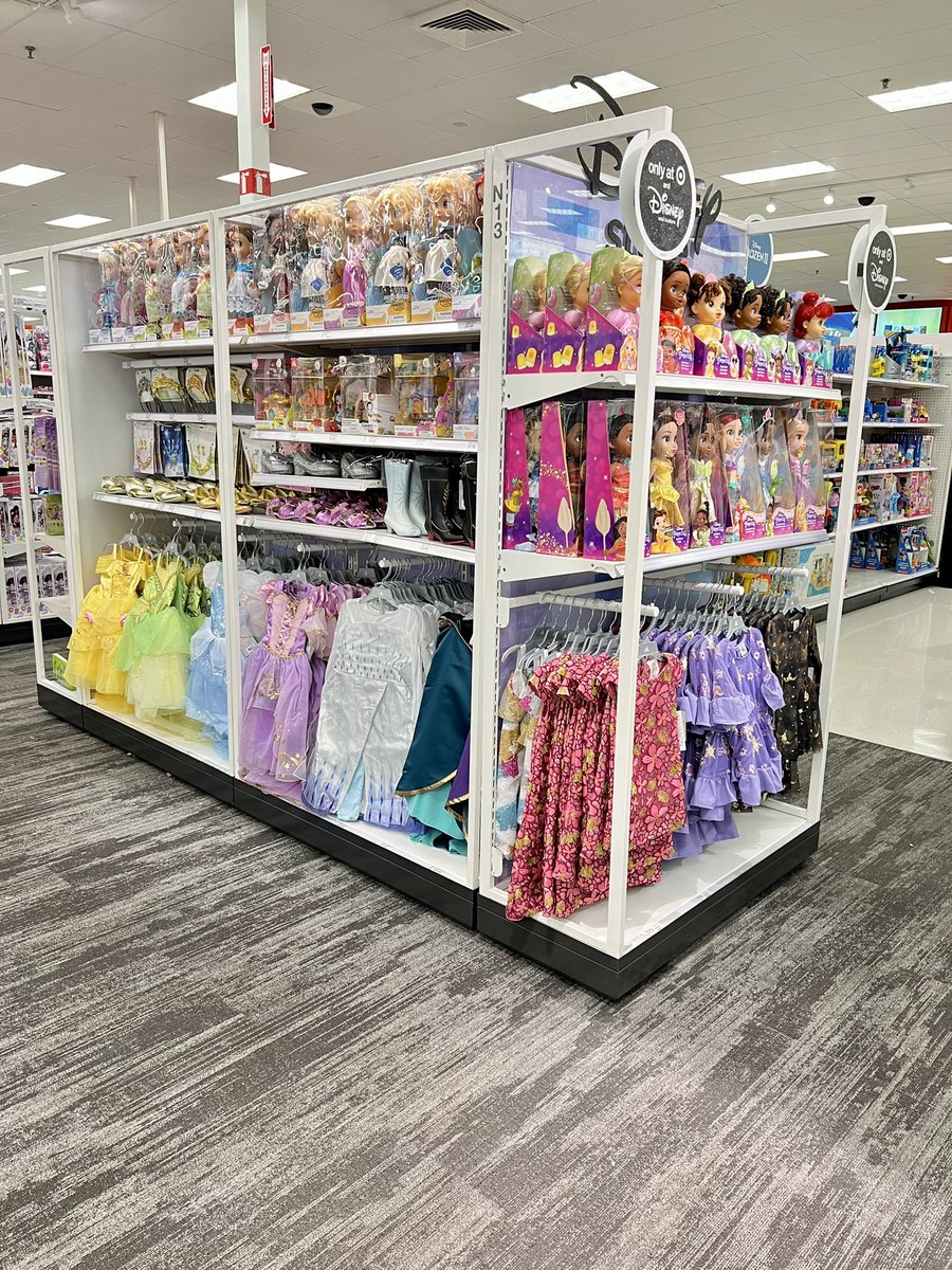 TgtCheyenne's tweet photo. Got to work some magic in our Disney department today 🪄✨ @AmezquitaRay 
#disney #worksomewhereyoulove #target #standards https://t.co/kM2LNMbRLd