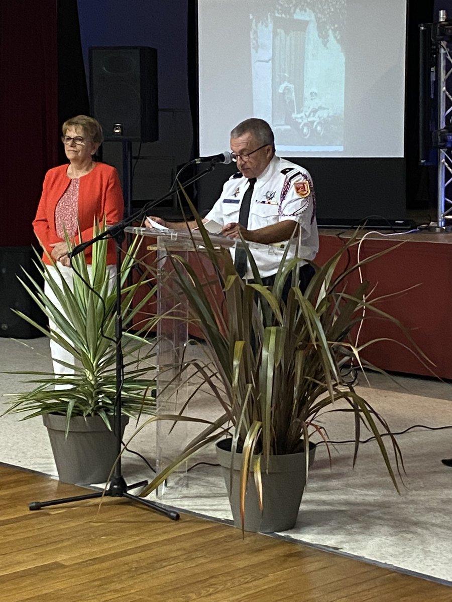 Plus de 46 ans de carrière #SPV pour le #PUD du <a href="/sdis86/">@sdis86</a> ! Merci Éric pour toutes ces années et ton engagement sans faille.