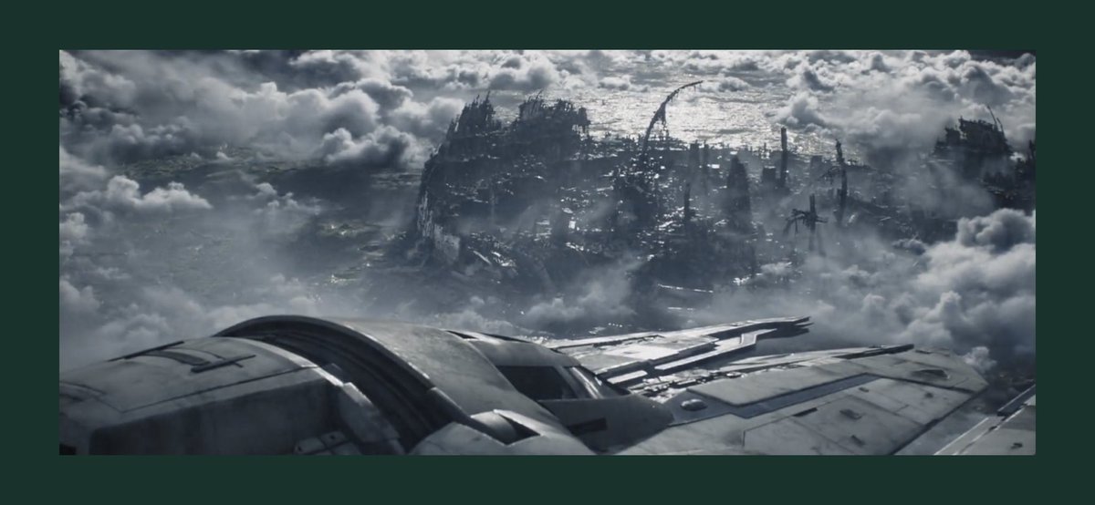 waitwhosroger's tweet photo. Per the new trailer, it looks like the surface of Mandalore is water now, which is super cool https://t.co/7pOUr3LwNk