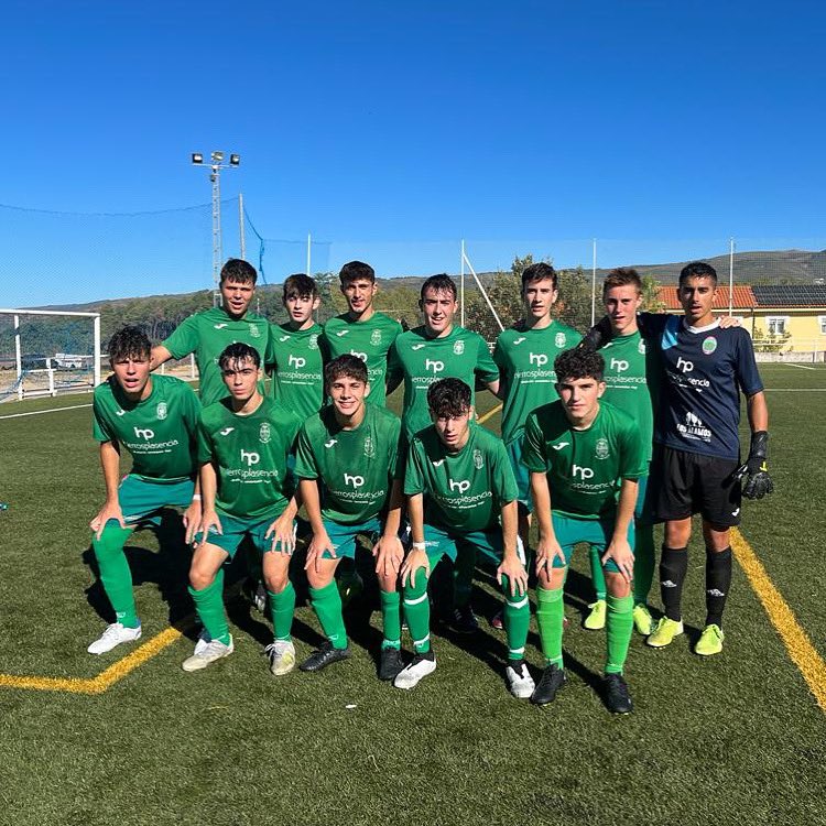 📝 Nuestro 𝗷𝘂𝘃𝗲𝗻𝗶𝗹 suma una nueva victoria en esta pretemporada. 

Resultado de 0-5 en Hervás para seguir mejorando y perfeccionando de cara a la temporada.

Gracias al <a href="/CPHERVAS1/">C.P. HERVAS</a> por la invitación y el buen trato. ¡Suerte este año! 💪🏻⚽️
