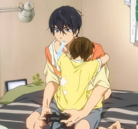 goboee's tweet photo. anyways makoharu boyfriends shirt https://t.co/htxGdMzja9