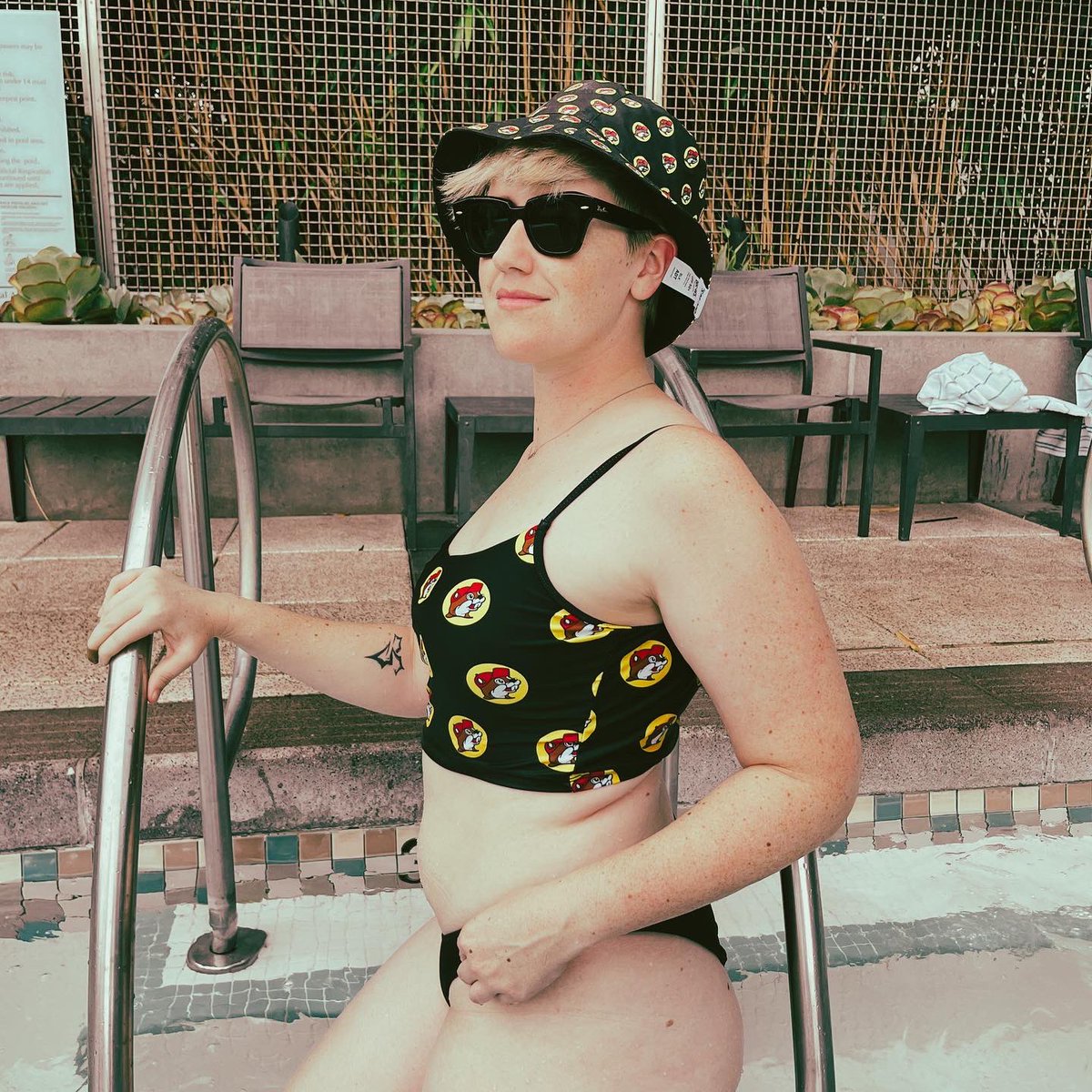 You can take the girl out of Buc-ee’s but you can’t take the Buc-ee’s out of the girl 🦫