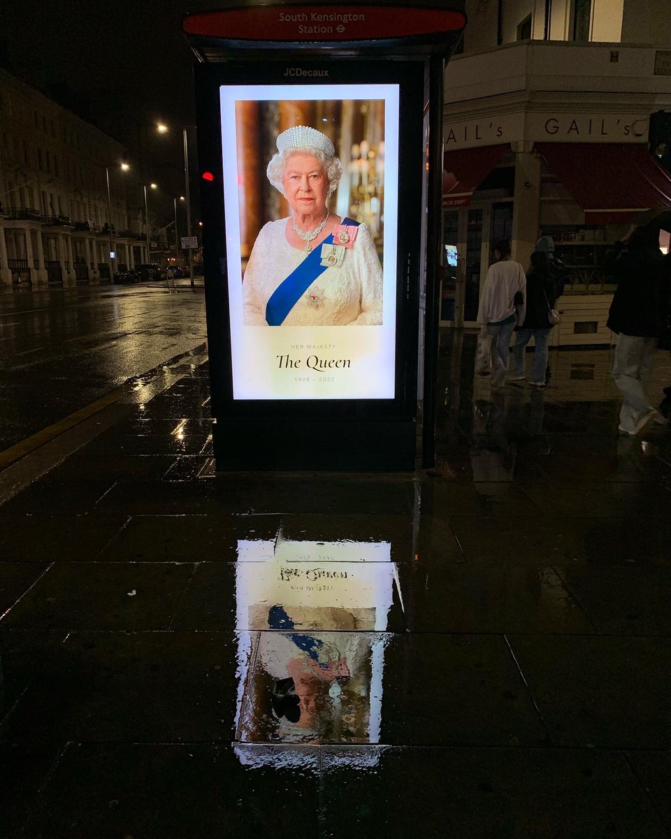 mon_urologue's tweet photo. Historic place,
Home of the #focaltherapy
Historic time,
Long live the #king
Great meeting in #london for the Imperial Prostate Masterclass 2022!
#ipmasterclass22 #prostatecancer #urology #hifu #QueenElizabeth
@IP_London @LondonProstate1 @EDAPTMS https://t.co/hOuCh3Tjc1