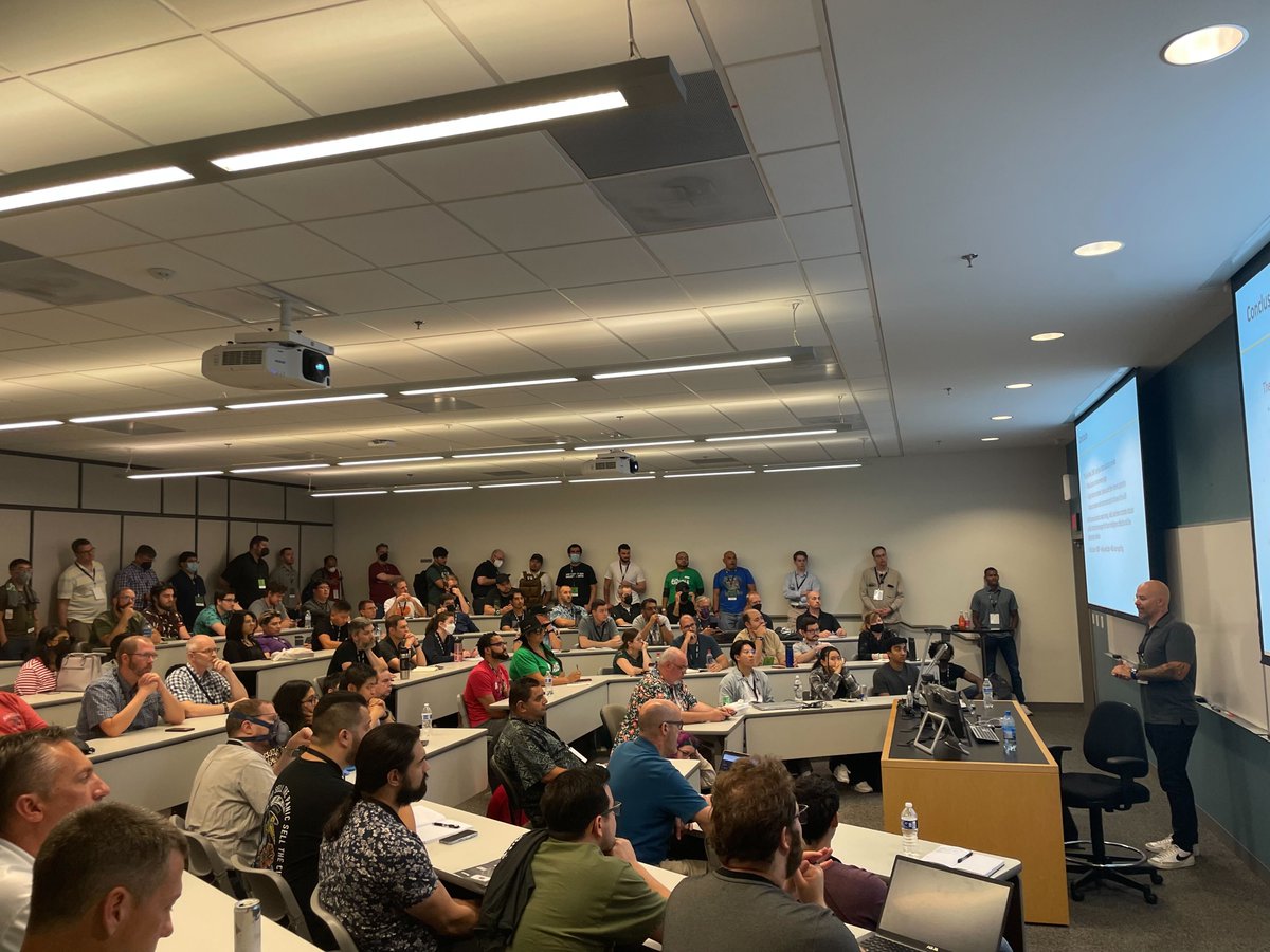 BSides_NoVA's tweet photo. @Jon__DiMaggio is giving a standing-room-only talk about data collection in the dark web #BackToRoot https://t.co/cFRKvqb8Zr