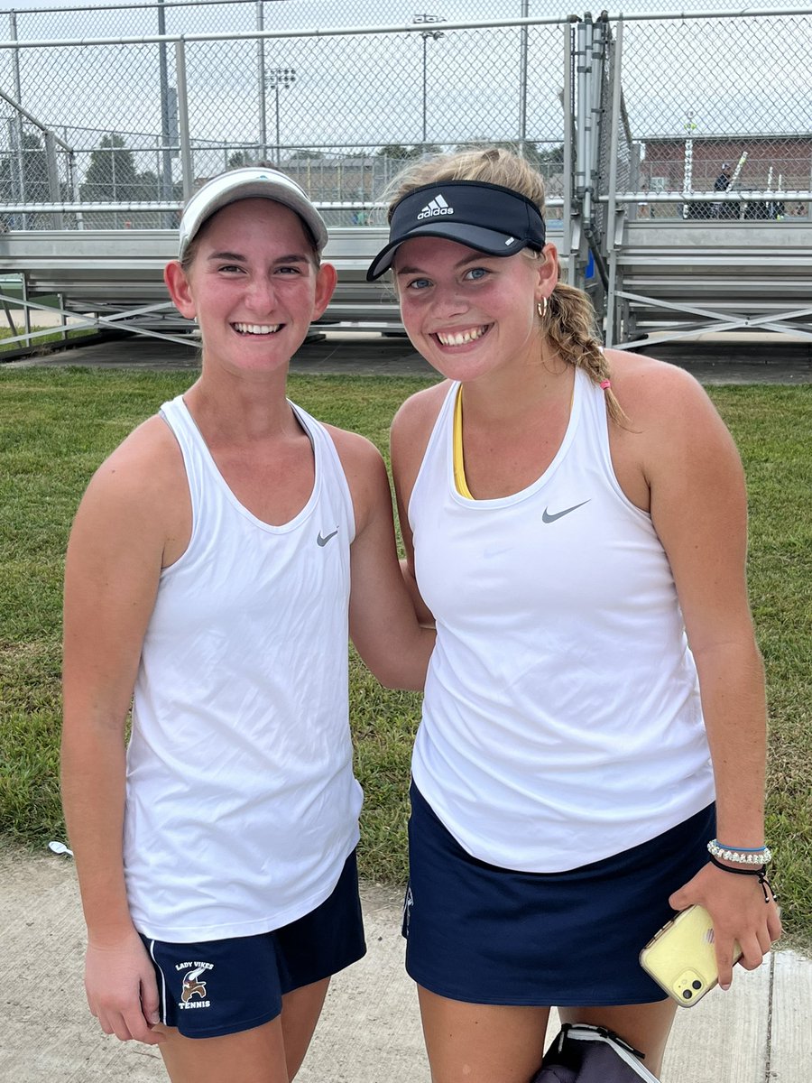 Seaman Tennis Singles: Nina Del-Zio &amp; Lauren Sweeney, 3-0 vs. Mill Valley, Bonner Springs &amp; Blue Valley Southwest.