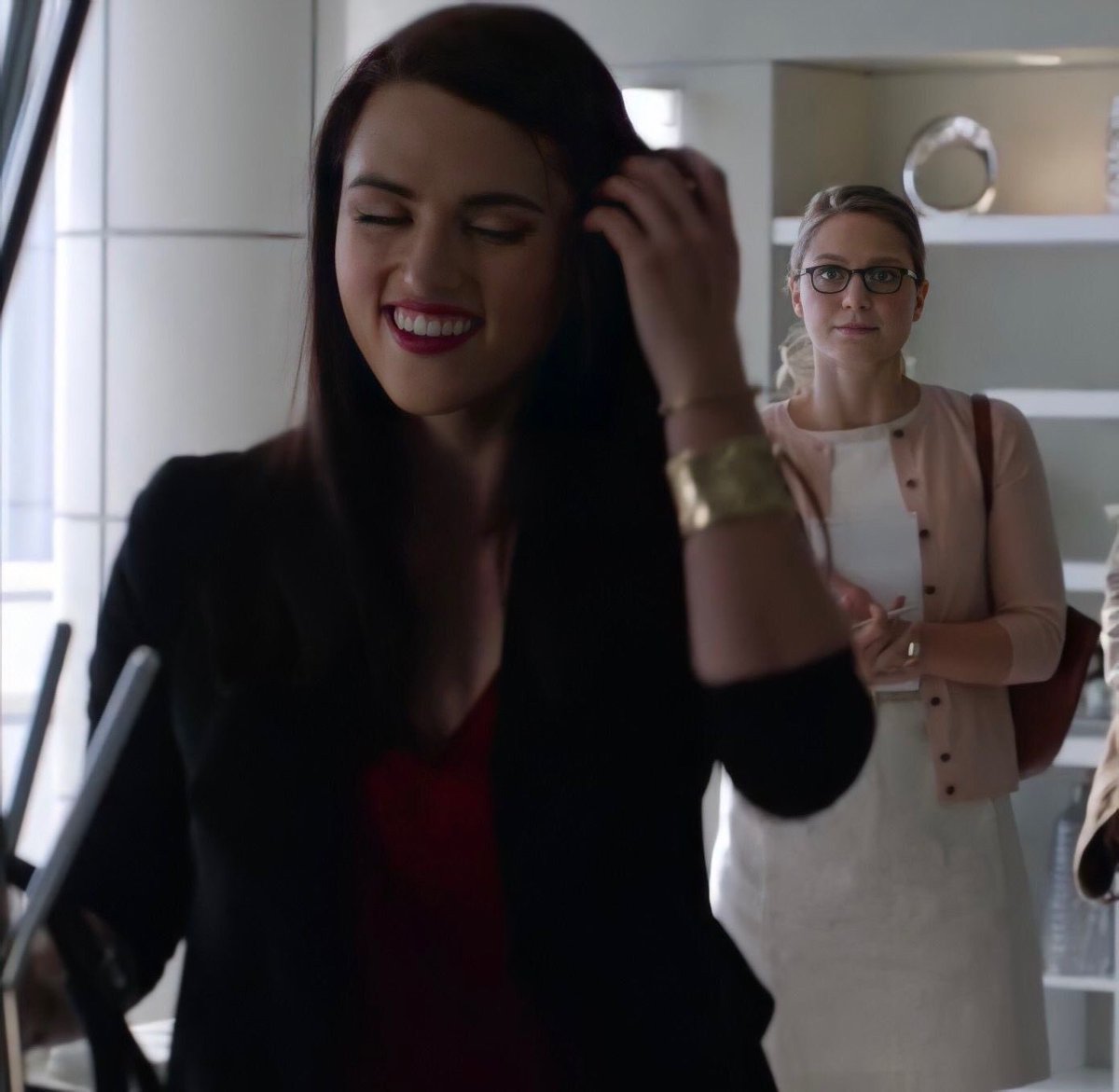 Did supercorp kiss today on twitter the definition of gay panic 