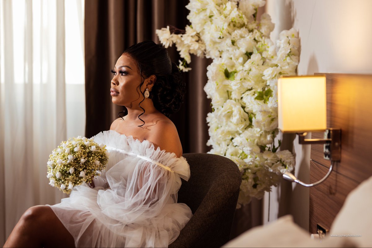 CypherDavid's tweet photo. Bessie’s calm moments on her big day.

see more: https://t.co/tD1g8w34wo https://t.co/DysgB8b87y
