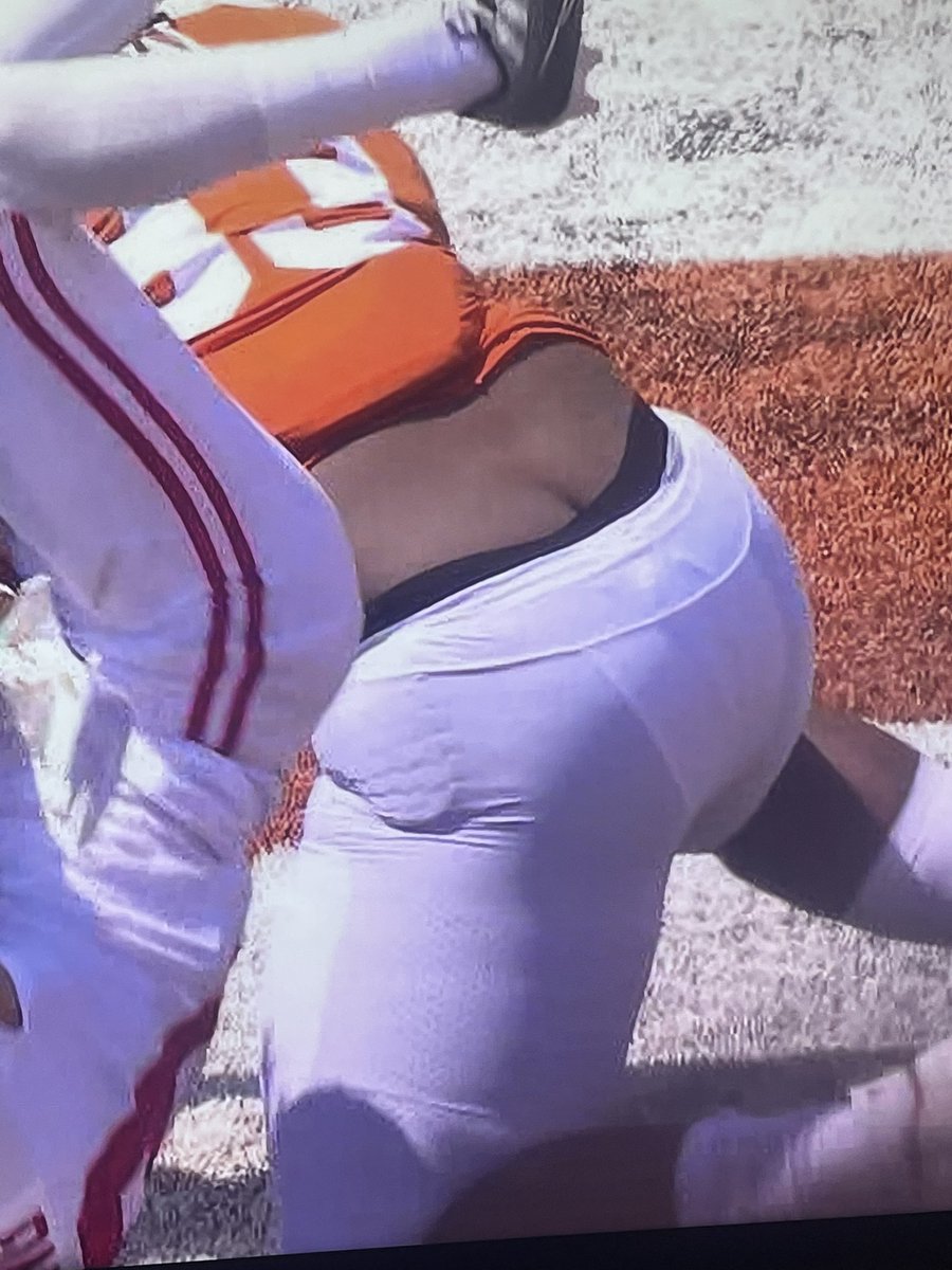 JeremyPresley1's tweet photo. #AlabamaTexas #Alabama all cracked up !!! 😂 https://t.co/JXgiGxSPMR