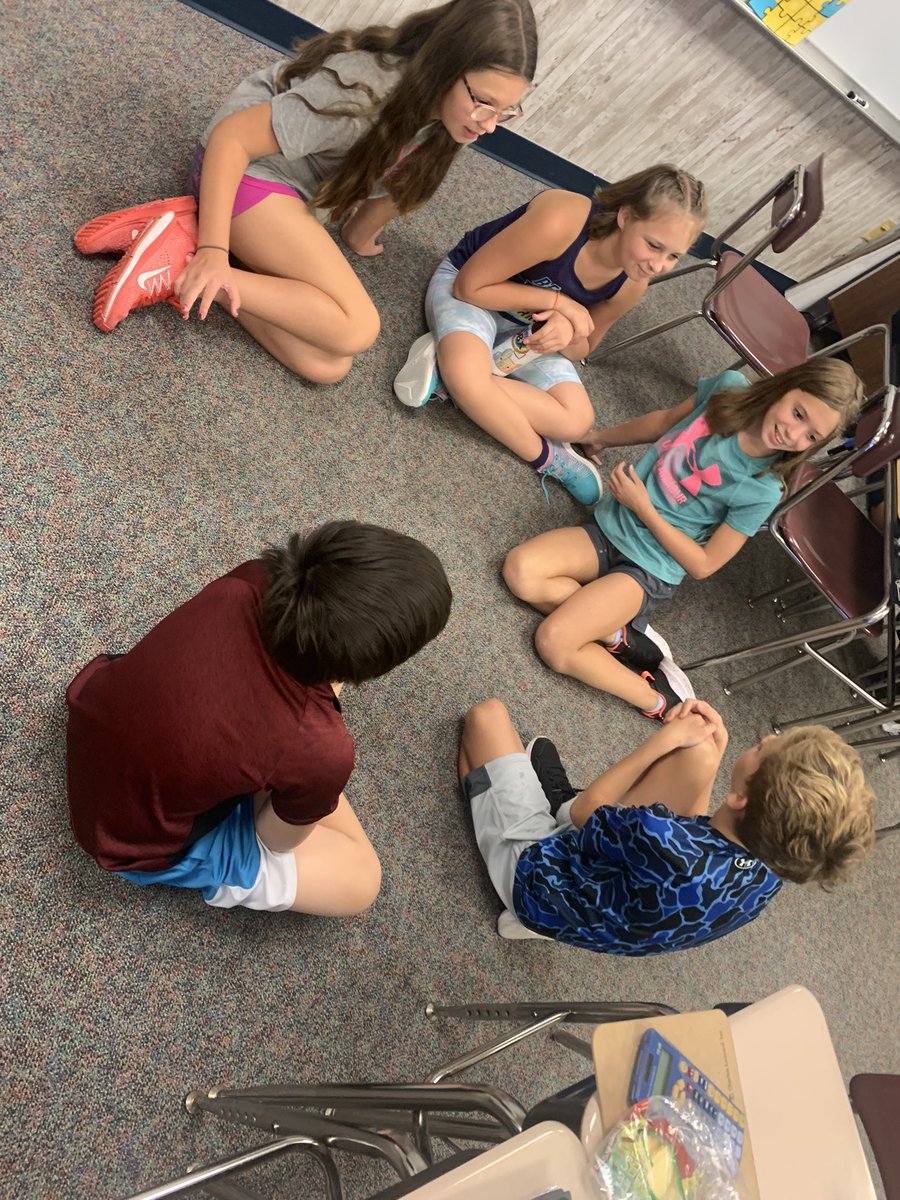 Mrs. Wolfe tweet media