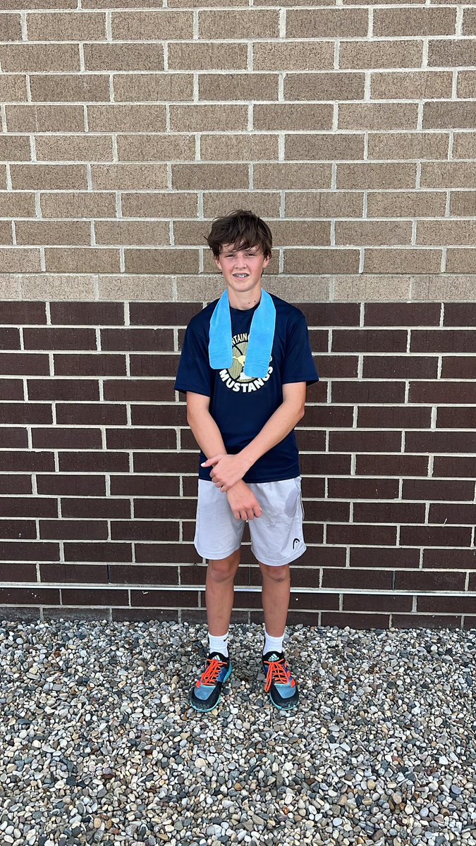 FCMustangTennis's tweet photo. Skyler Hoagland wins the 1 singles tournament at the Seeger Invite with a very hard fought 5-7, 7-5, 10-5 win at 1 singles over Rossville!! https://t.co/mhQSs5saF9