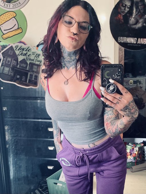 DM me for customs and xxxtra naughty taboo content  #QueenElizabeth #slut #porn #sex #fetish #kinky #pregnancykink<a href="/tag/queenelizabeth"class="tags">#QueenElizabeth</a><a href="/tag/sex"class="tags"><span>#sex</span></a><a href="/tag/porn"class="tags"><span>#porn</span></a><a href="/tag/pregnant"class="tags"><span>#pregnant</span></a><a href="/tag/fetish"class="tags"><span>#fetish</span></a><a href="/tag/kinky"class="tags"><span>#kinky</span></a><a href="/tag/horny"class="tags"><span>#horny</span></a><a href="/tag/slut"class="tags"><span>#slut</span></a>