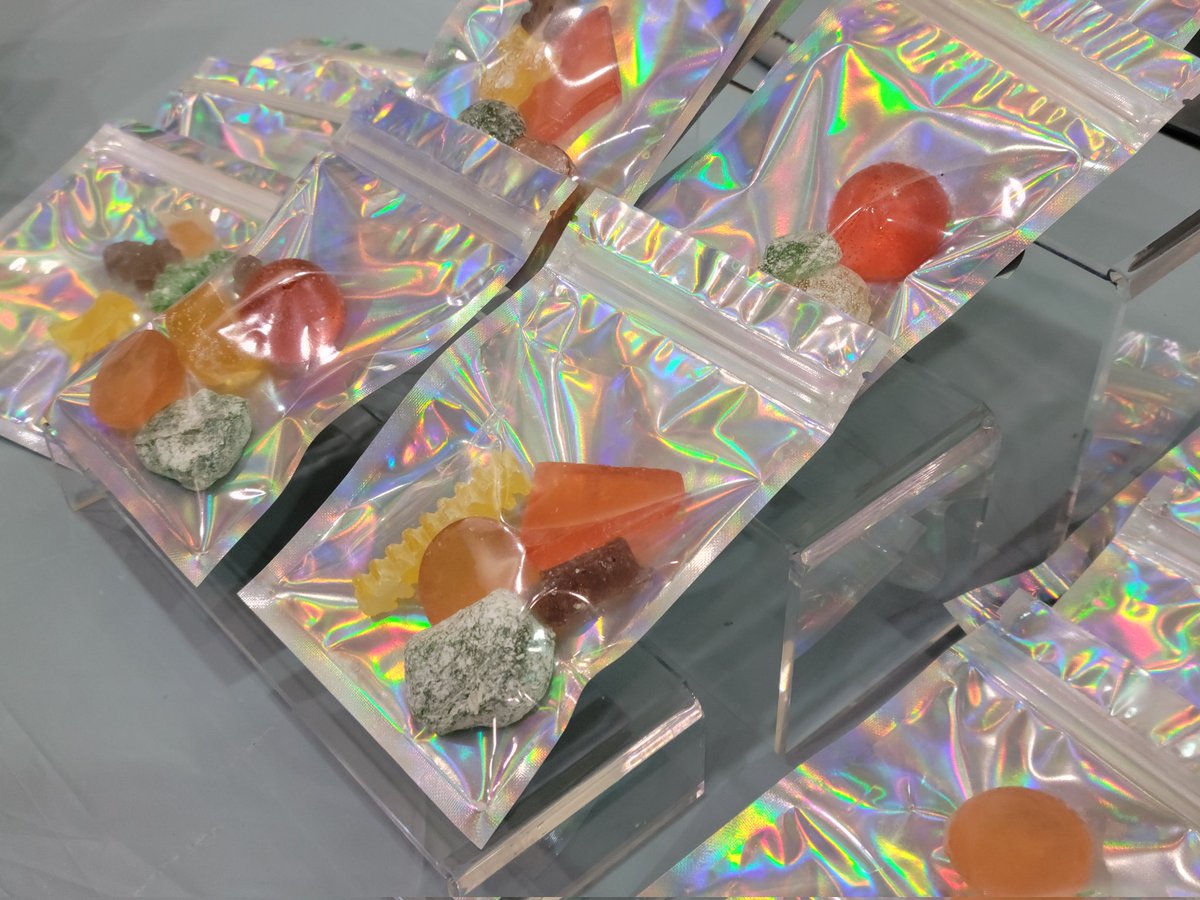 We are having a great time at the event today! Giving away lots of free candy!

#Sugr
#DoomsdayGourmet 
#Candy
#SmallBusiness 
#FamilyOwned 
#StaySweet