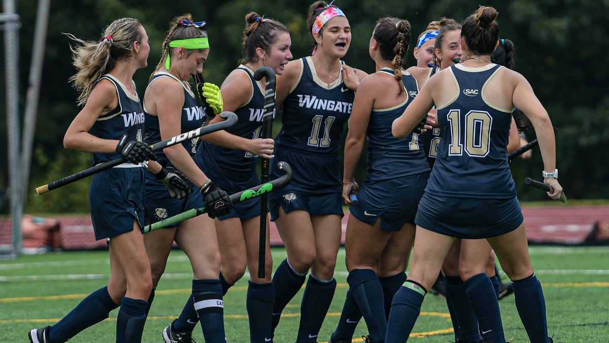 WU_Bulldogs's tweet photo. .@Wingate_FH erased an early 2-0 deficit, tying it at 3 in the 4th before falling to a late Coker goal in the 1st-ever home game

Camrynn Aiello scored the 1st-ever goal and added an assist; Audrey Proulx scored a pair of goals in the 2nd half!

Recap | https://t.co/t62gMIXGH1 https://t.co/RGnRMuWtTS