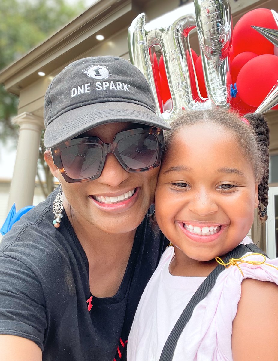DRKMBJ34's tweet photo. Proud to participate in today’s well sponsored and attended North Florida @American_Heart 2022 Heart Walk with forever members of my clinical research family! 
#Committed2Community https://t.co/ipUERnZYP0