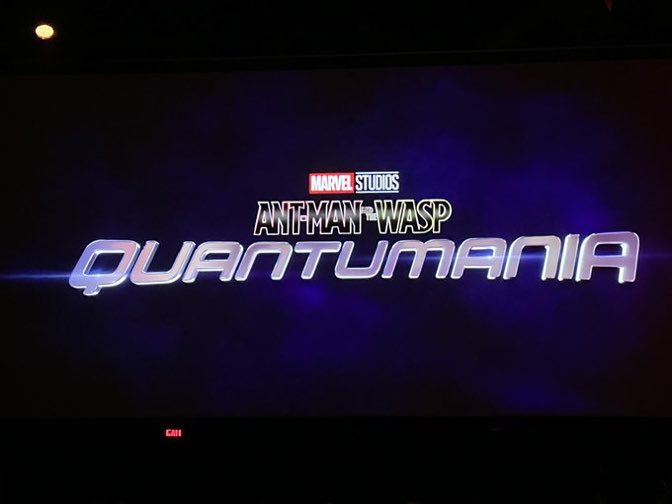 MundoGossip13's tweet photo. Confirman que 'Ant-Man and the Wasp: Quantumania' conecta directamente con Avengers: The Kang Dynasty y que estará presente Jimmy Woo #D23Expo2022 #D23Expo #MarvelStudios #AntManandTheWaspQuantumania https://t.co/PbIlY1UiqR