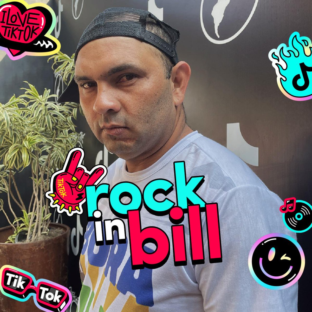 TikTokBrasil's tweet photo. E dá-lhe diretamente do campo de várzea a fera: Bill presente pra curtir o #RockinRioNoTikTok no mais novo estilo #RockInBill! 
BORA BILL 🗣️🗣️ https://t.co/sarcG13PpF