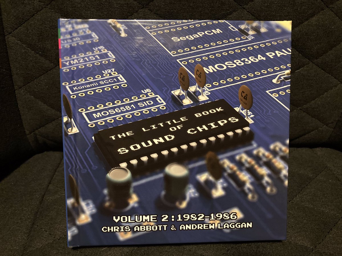 TLtwg's tweet image. Arrived today, from #FusionRetroBooks 
Waited a long time for this one…