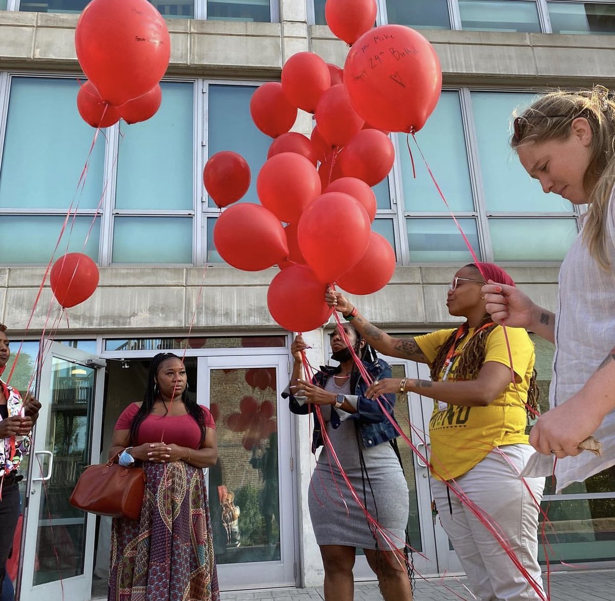 ignite_promise's tweet photo. Today, we honor the birthday and life of an incredibly special young person, Michael Serrano. Now more than ever, we’re thinking of the ways that violence affects our youth and keeps them from their futures. We work every day to give them a safe space a refuge #IgniteChicago https://t.co/jb2jk6oELX