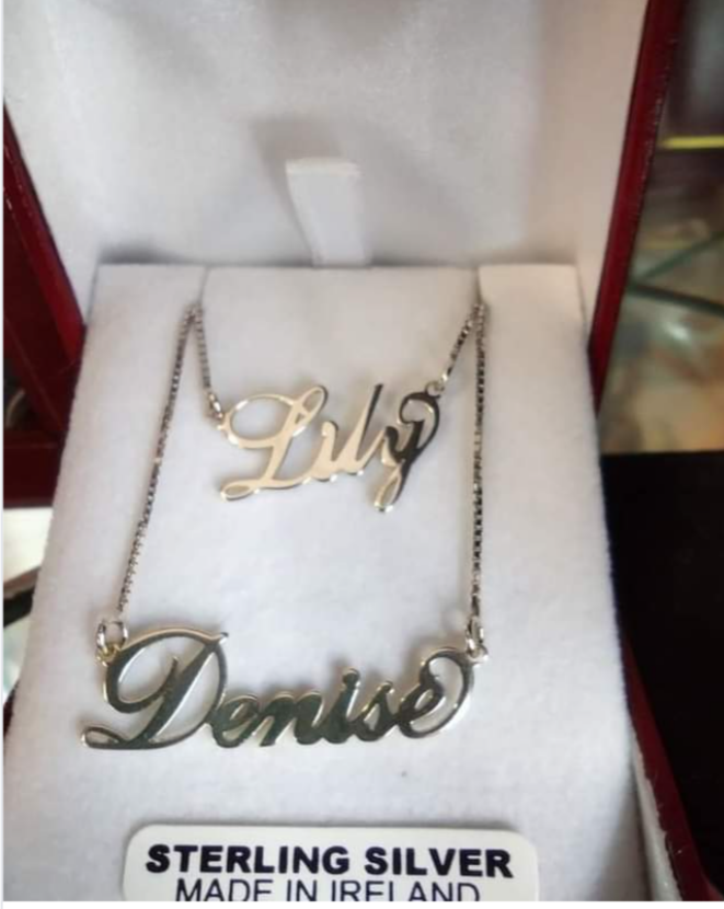 CobyJewellers's tweet photo. Name chains made to order in Sterling Silver and 9ct Gold
Beautiful pieces, different font styles available.
Deposits Welcome https://t.co/vnAqHpllKp