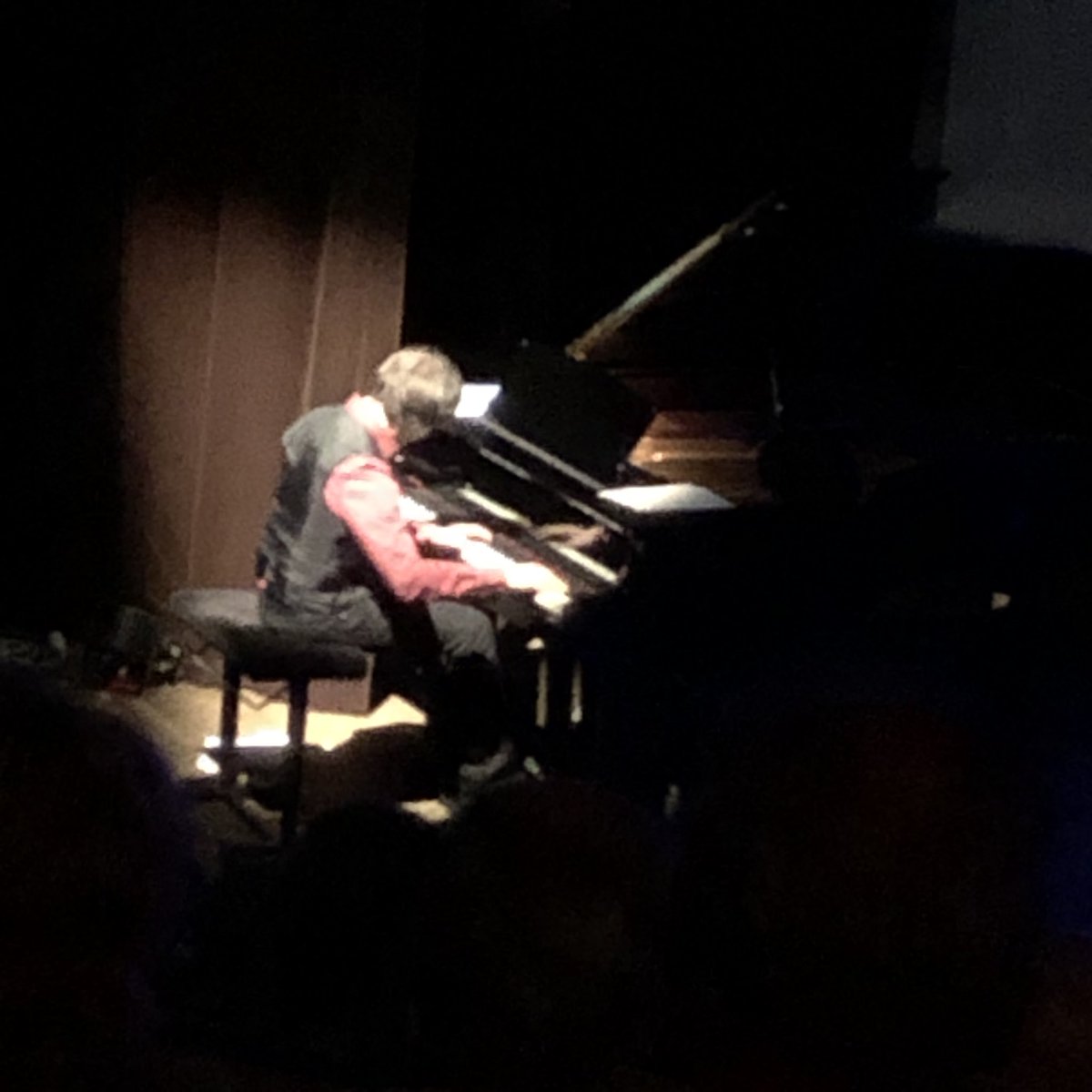 moun_pais's tweet photo. .... Festival @NotesdEcume #PortLeucate ... #AurelienLehmann pour Tap Virtuoso magnifiquement accompagné au piano par #EricArtz !.. #Festival #musiqueclassique #Leucate https://t.co/MYLku0HXSA