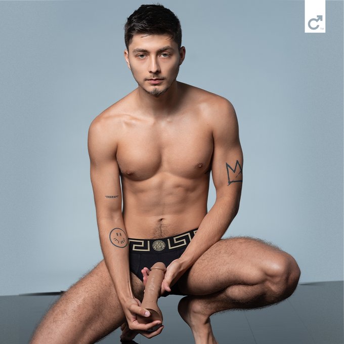 ?  @AngelRiveraXXX  https://t.co/9xEW5jEr21 https://t.co/u8rUI2WFwR