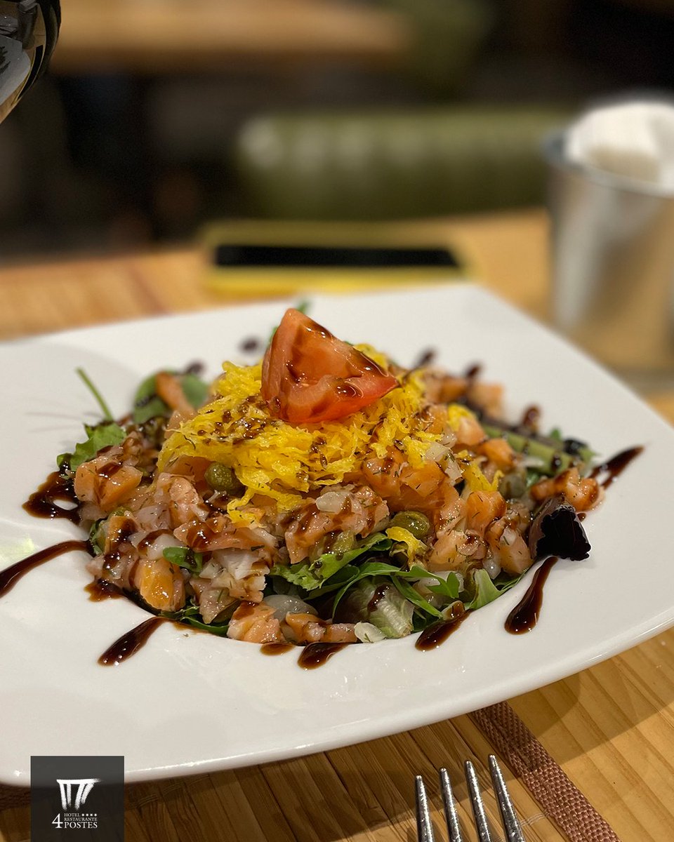 Nuestra carta de cafetería está repleta de deliciosas propuestas. Ven y disfruta de nuestros riquísimos platos con las mejores vistas de la ciudad😉 #Disfruta4Postes