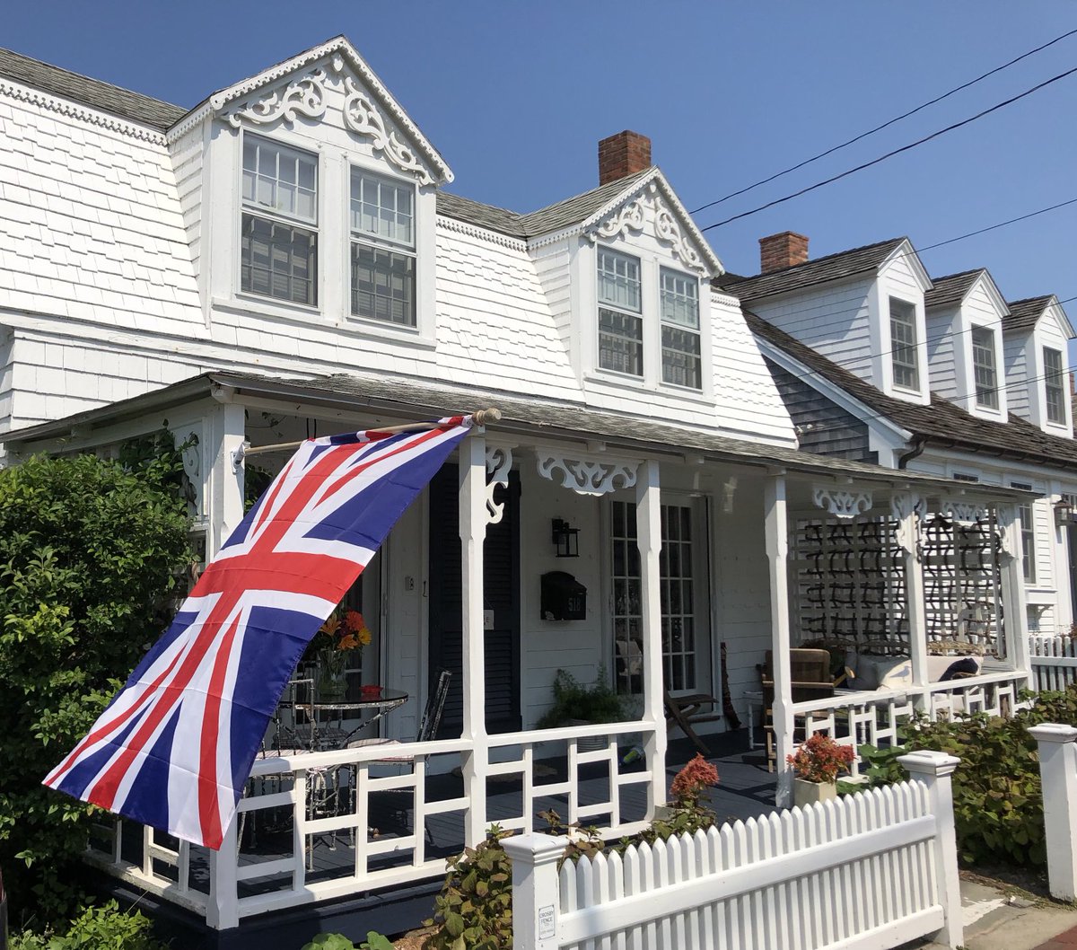 Salute to Queen Elizabeth II