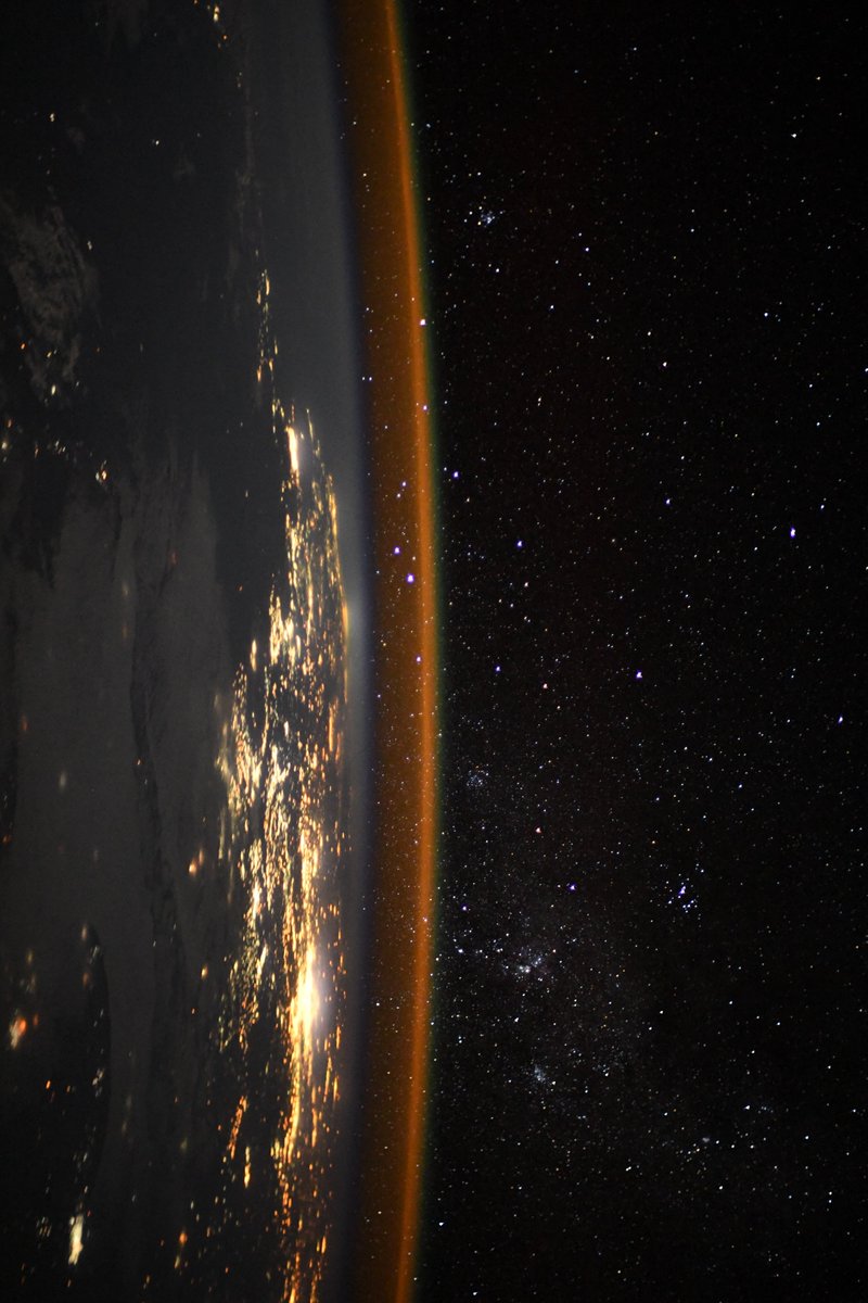 uhd2020's tweet photo. Earth at night from the ISS! https://t.co/EUcfq2VkWF