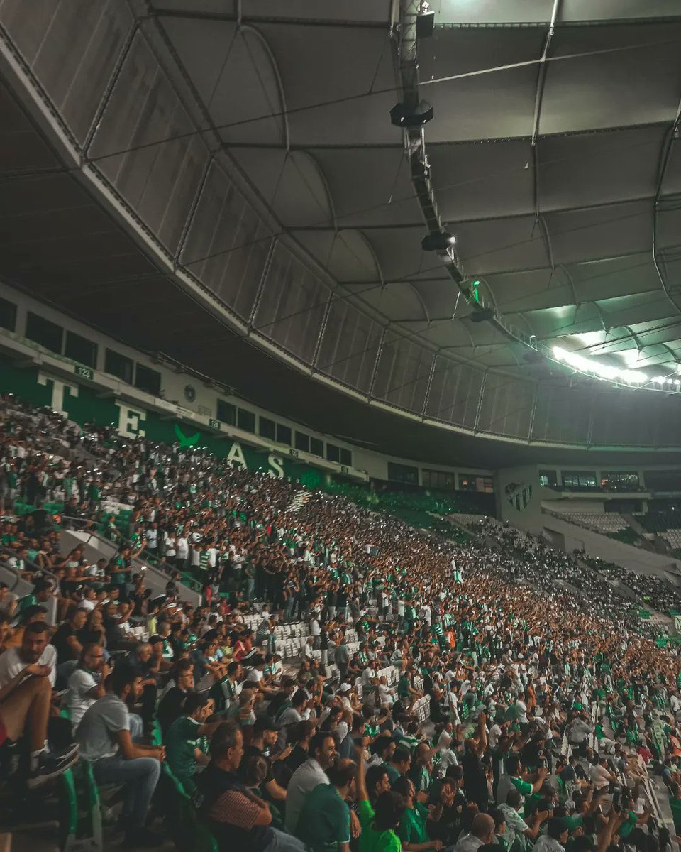 LİG MİG FARKETMEZ.
BİZİZ BİZ, EFSANE TEKSASLILAR!