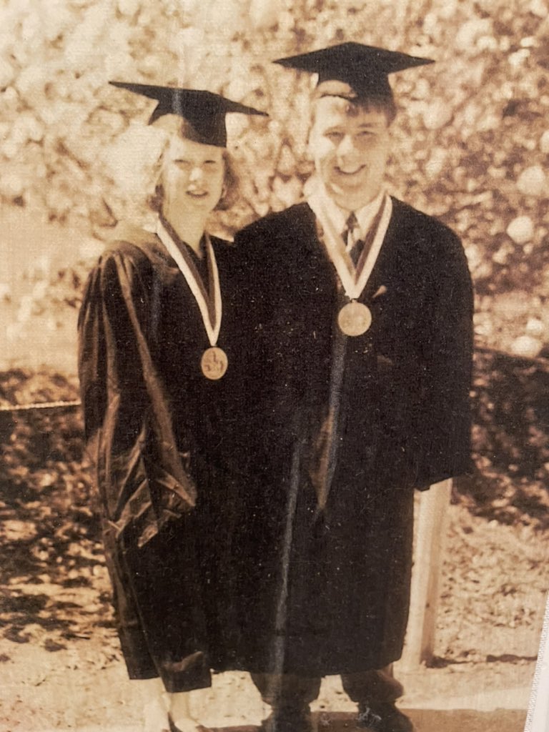 dasolakewood's tweet photo. These dashing Presidential Medalists are still married after 26 years. #denisonmagazine #denison https://t.co/iNhJ9u5dGc