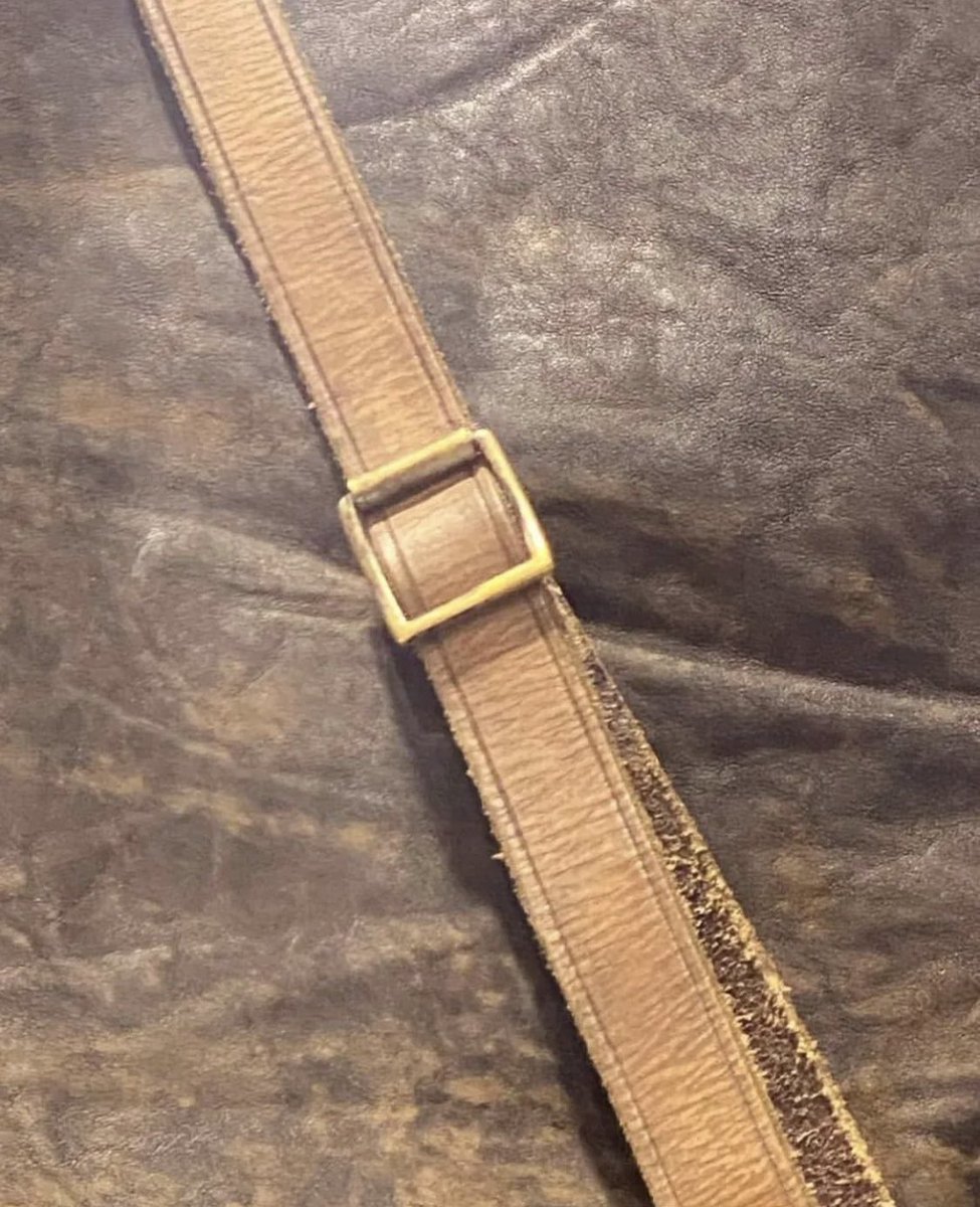 Club_ObiWan's tweet photo. Here’s a close-up of the buckle and strap on the MKVII bag. #IndianaJones5 #itsnotapurse #itsasatchel https://t.co/E56b9Ebulw