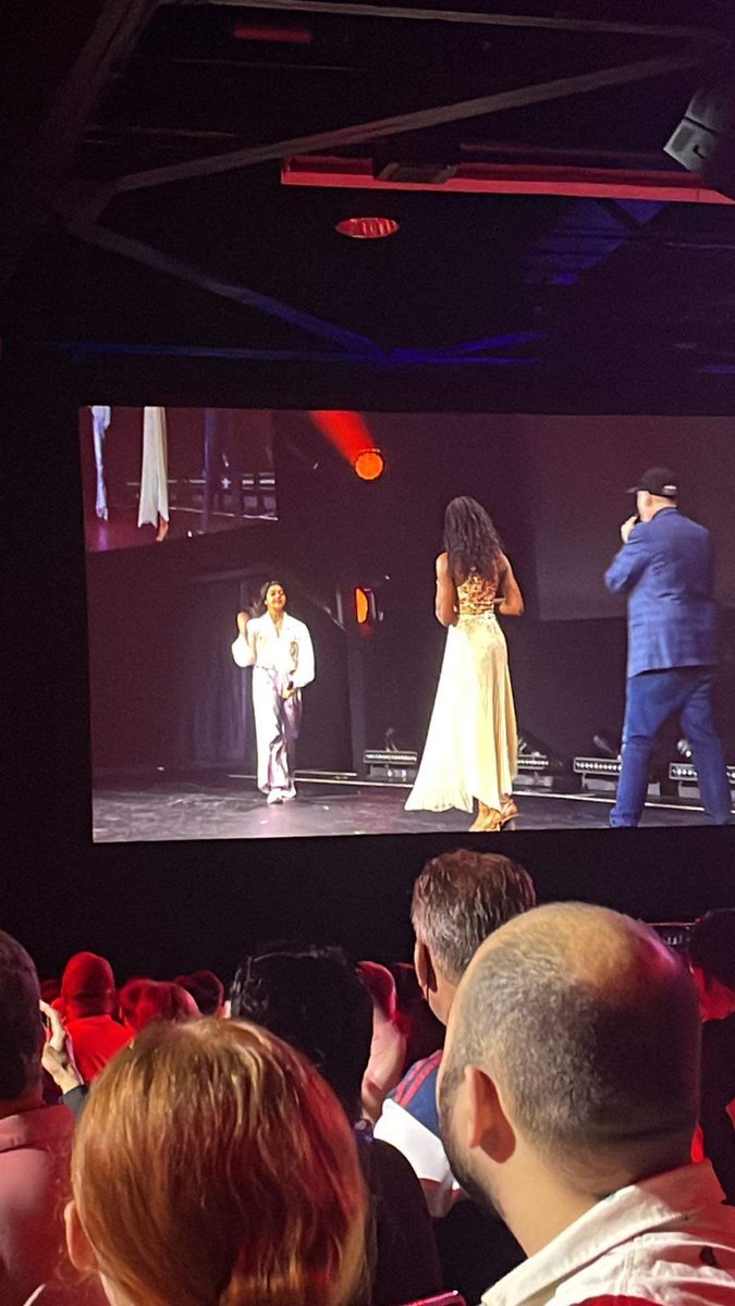 Front Row Network (NPR Illinois) tweet media