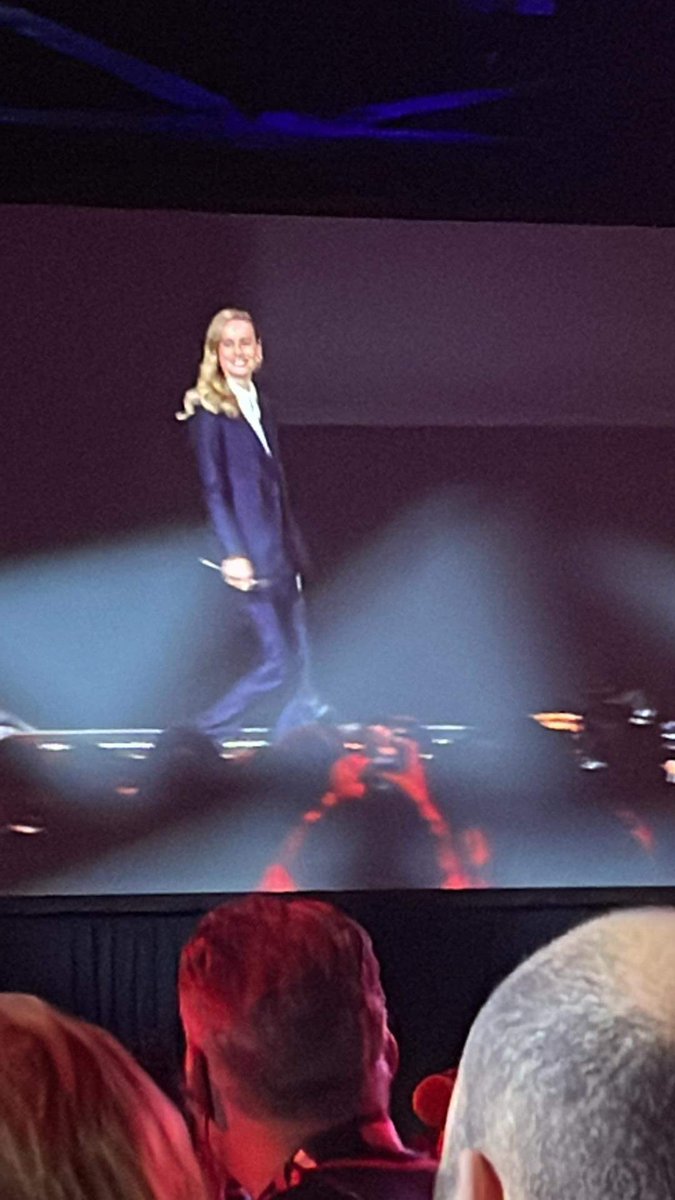 Front Row Network (NPR Illinois) tweet media