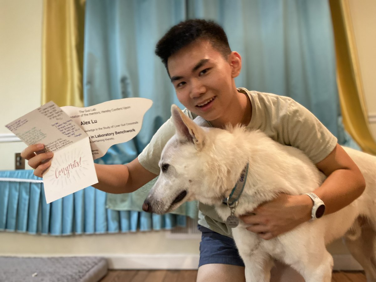 GraceGuoLab's tweet photo. #ThrowbackThursday and a HUGE thank you to Alex (one of our brilliant summer students)! 

Have a great senior year!

#summerlab #STEM #LiverLover #LabPups https://t.co/XRDLnvNYek