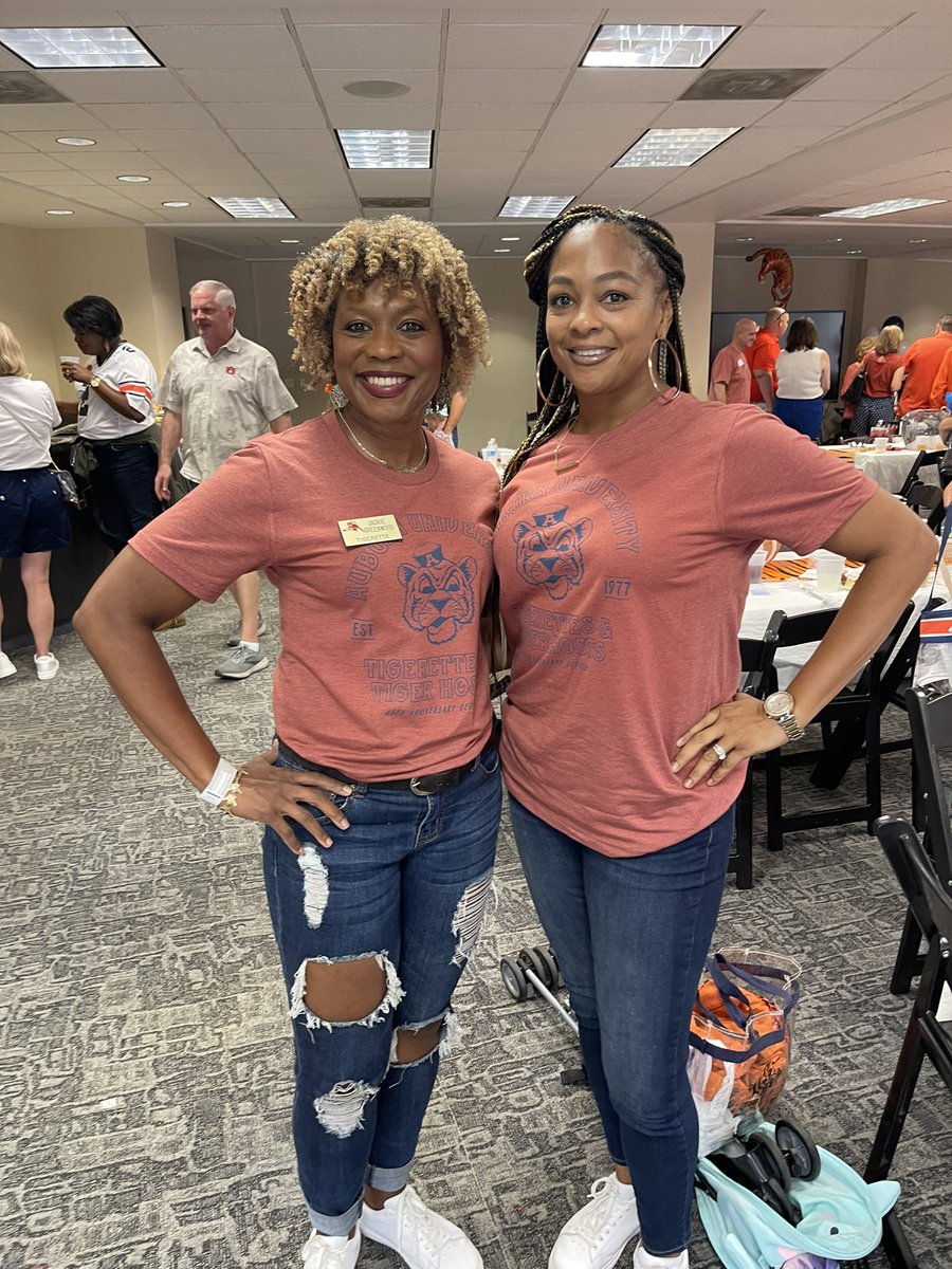 jackieyg's tweet photo. 45th Anniversary Reunion Tigerettes and Tiger Hosts #wareagle https://t.co/bcmNMcHCHQ