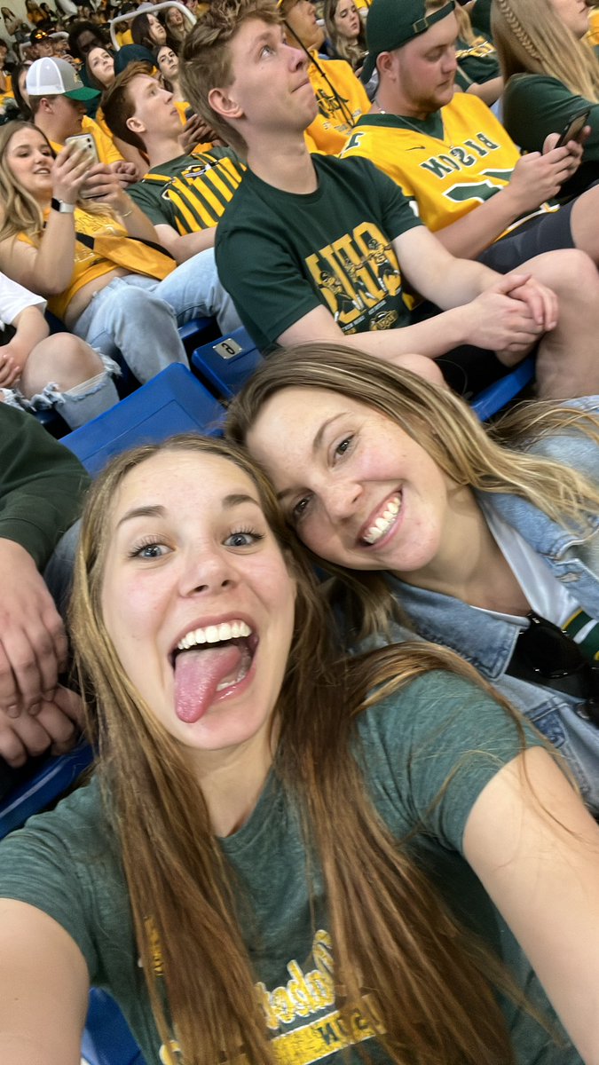 alydablazek's tweet photo. #scheelsgameday https://t.co/SgWPkDy7lu