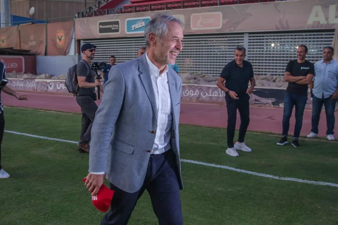 El_AhlyNow1907's tweet photo. نورت التتش يا عمنا
#Welcome_Marcel_Koller https://t.co/RpapveSsTD