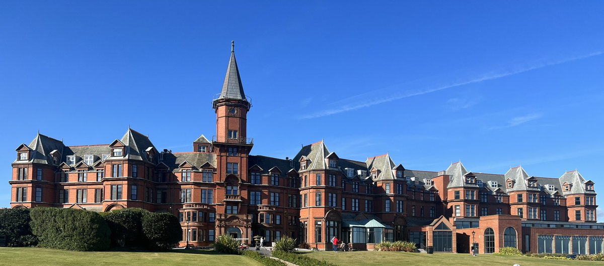 JACBears36's tweet photo. Slieve Donard home for the next 2 nights. Royal County Down is the place of golf tomorrow. Wish us luck 6239 yards from forward tees par 76. Gents will be par 71 at 6700. #wegotthis #irelandgolf #ireland2022 https://t.co/cmqmpMncXX