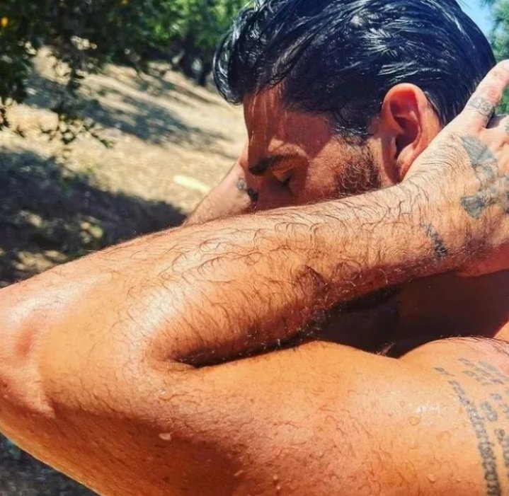 Michele morrone (@michele32584626) on Twitter photo 