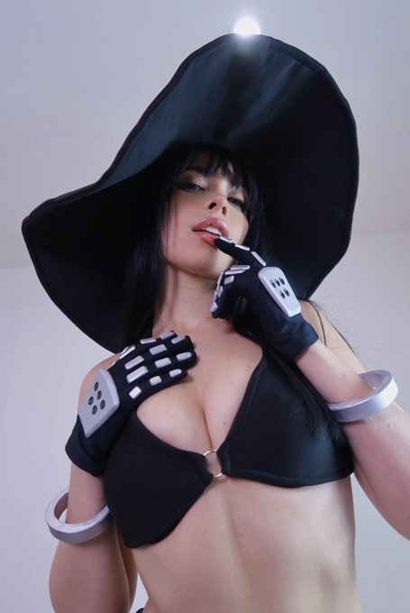got booba? https://t.co/TS1Gbm0t2v