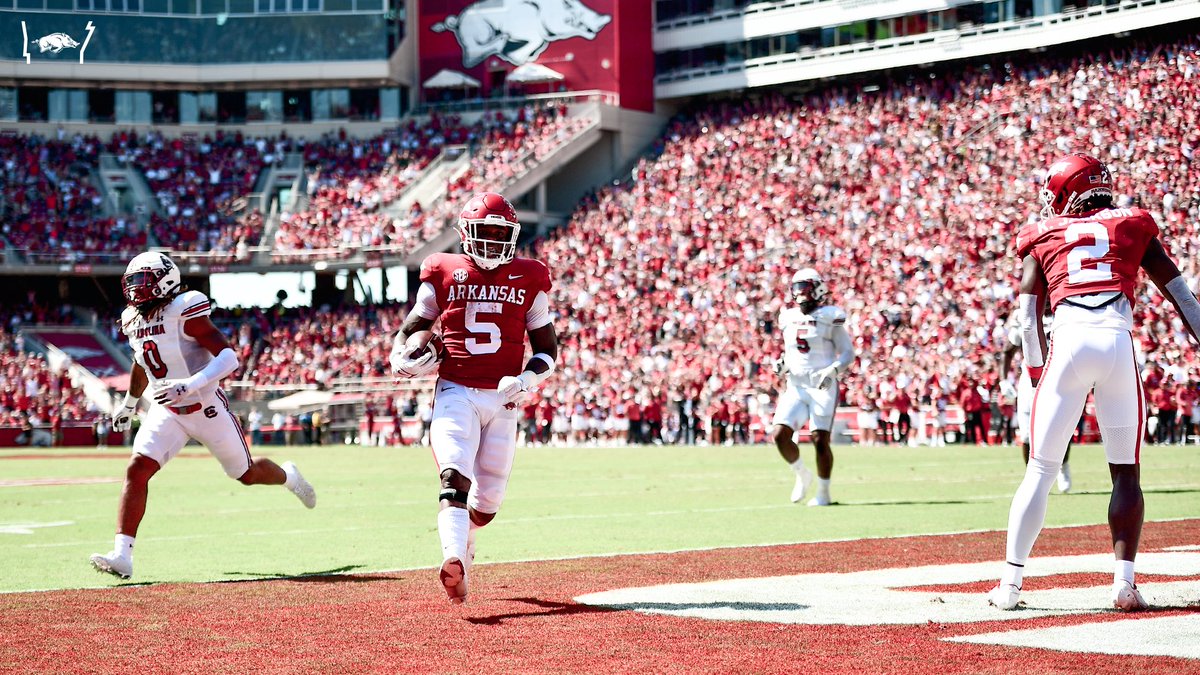 RazorbackFB's tweet image. How it started                            How it's going