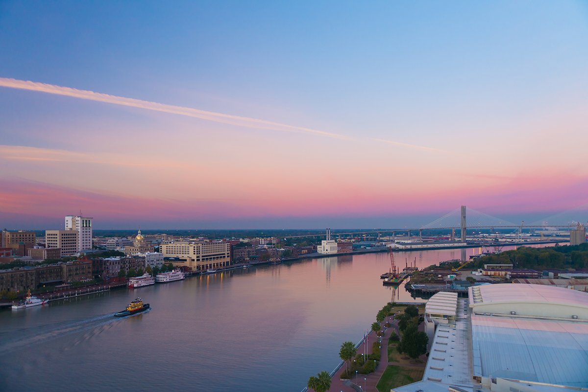 The views of #Savannah don't get much better than this.  📷   #Sav912day #912Day #savannahday #savannahstrong #trolleytours #OldTownTrolley #HTAStoryteller #SavannahTrolley #SavannahTours #VisitSavannah