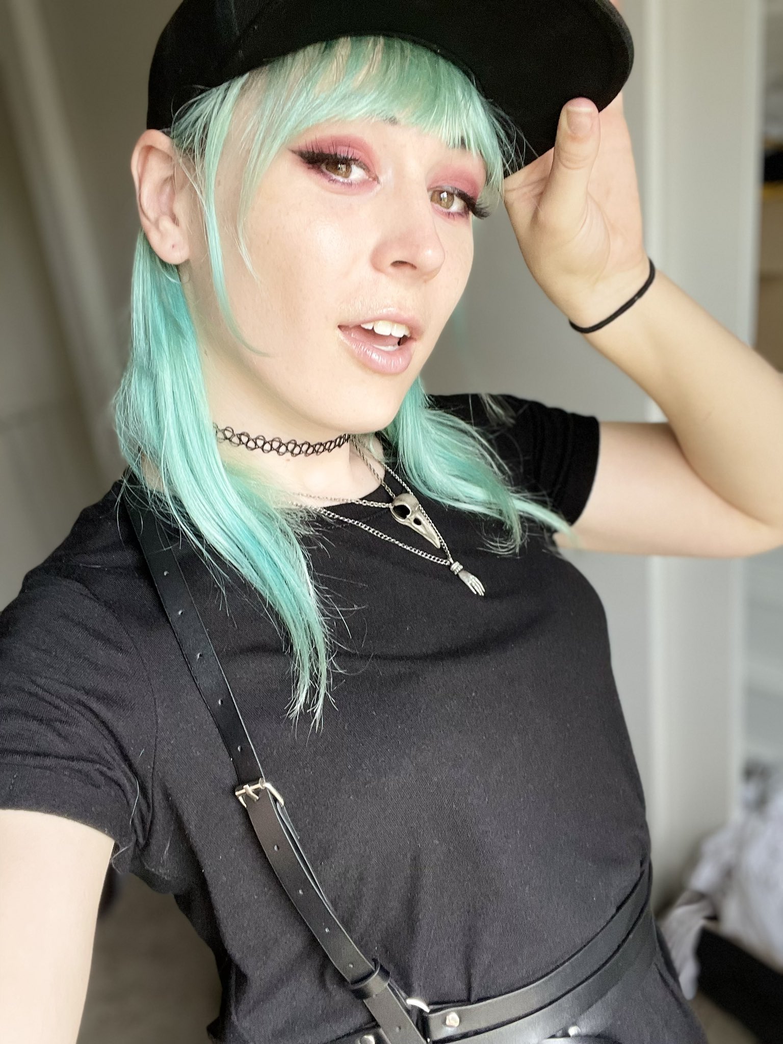 TW Pornstars - 1 pic. 🖤🏳️‍⚧️🖤Gwyndoline Moon🖤🏳️‍⚧️🖤. Twitter. Going out to suck cock and get my